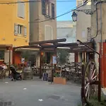 Cocon Au Coeur Du Village De アパート